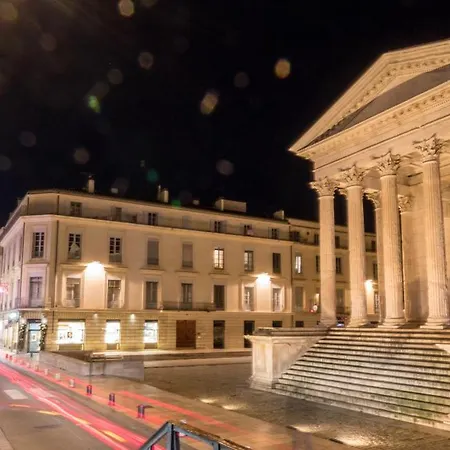 Daire Centre - A 5 Minutes Des Arenes Et Du Centre Des Congres