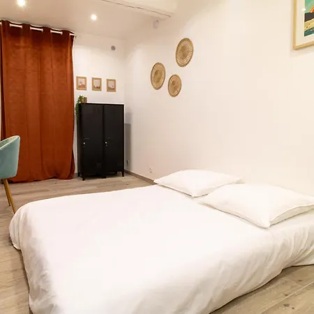 Appartement Centre - A 5 Minutes Des Arenes